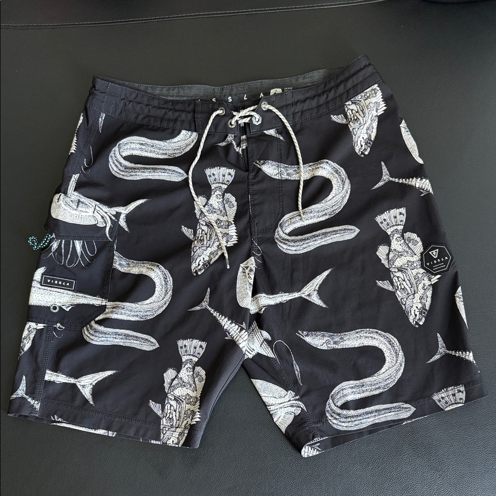 VISSLA Black and White Fish Print Man’s 32 Board Shorts